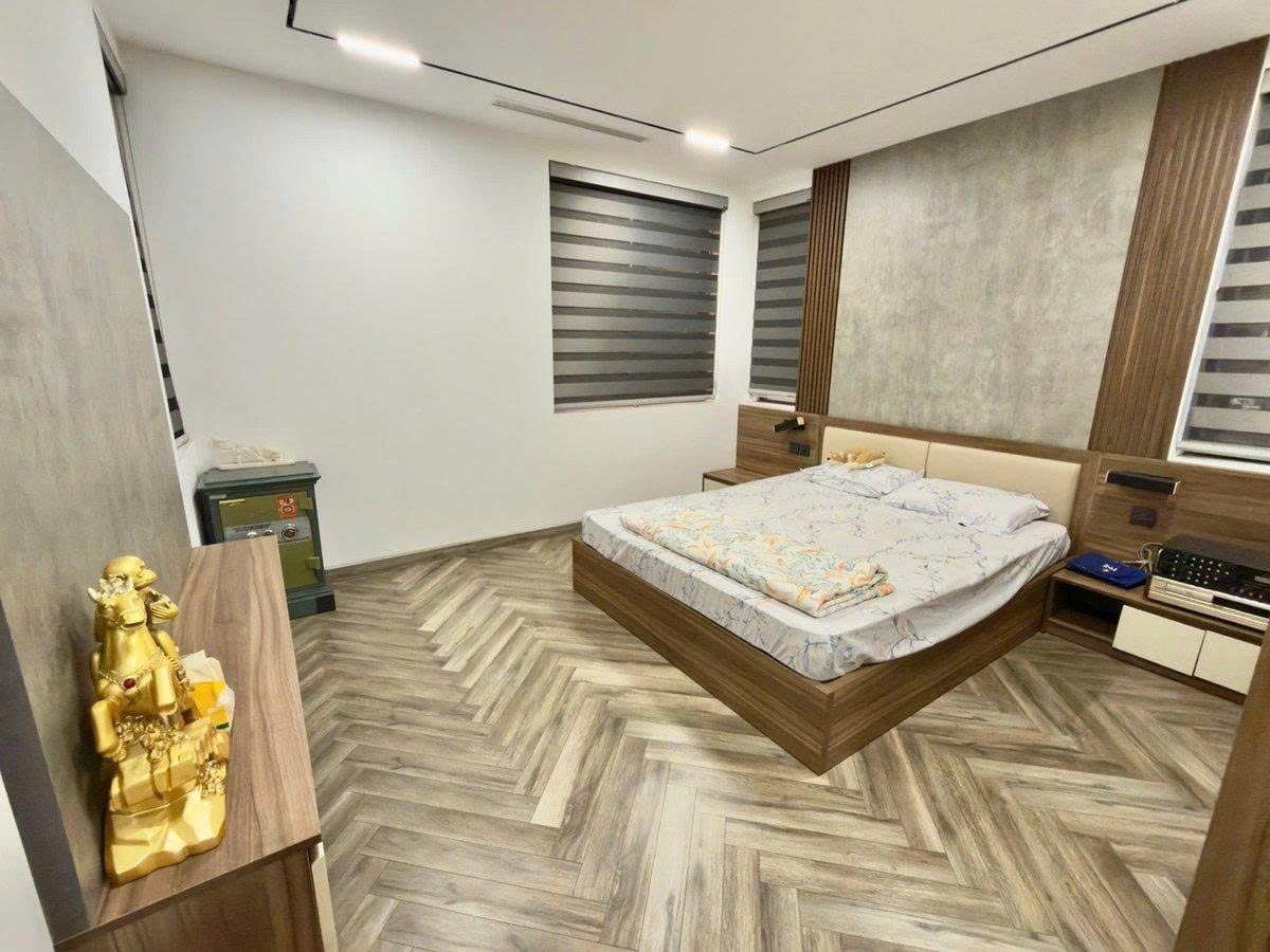 Bán biệt thự đơn lập 4 tầng đẹp An Phú KĐT Dương Nội, 208m2, mặt tiền 28m, lô góc, thang máy, 5