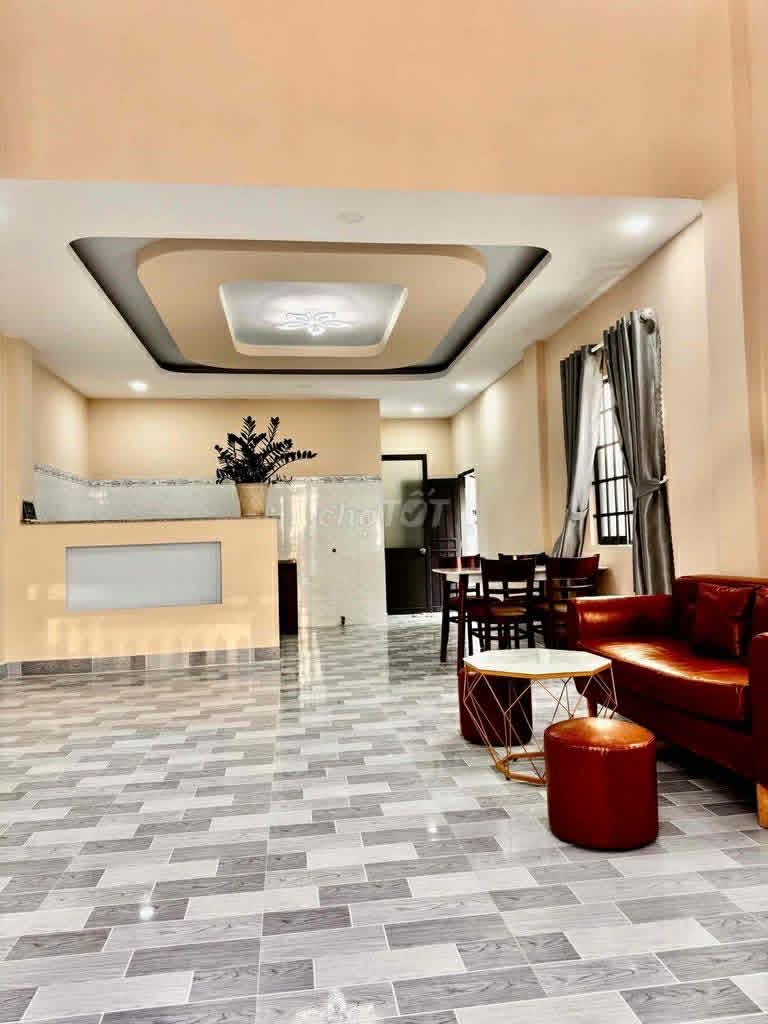 Nhà phố mới đẹp, 2 Tầng – Linh Đông - 60m2 –Nhỉnh 5 tỷ - Đường 5m – KDC sầm uất 4