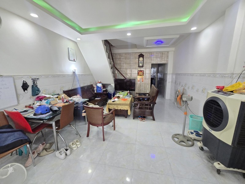 Bán nhà  đường Số 2, Tăng Nhơn Phú B, Q9, Thủ Đức, TP HCM. DT 82m2, 2 tầng, SHR. Giá 6,75 tỷ. 3