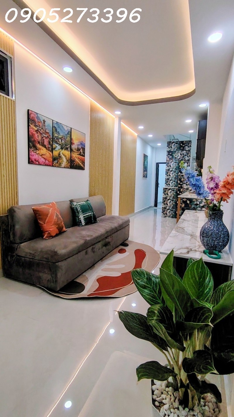 NGAY ĐẠI HỌC VĂN LANG- P11 - BÌNH THẠNH - 32M2 NỞ HẬU 3 PN (PN TRỆT) - NHỈNH 4 TỶ. 3