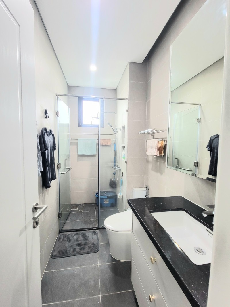 Bán nhà đường Đặng Văn Bi, Trường Thọ, Thủ Đức, TP HCM. DT 75m2, 4 tầng, SH. Giá 11,9 tỷ. 4