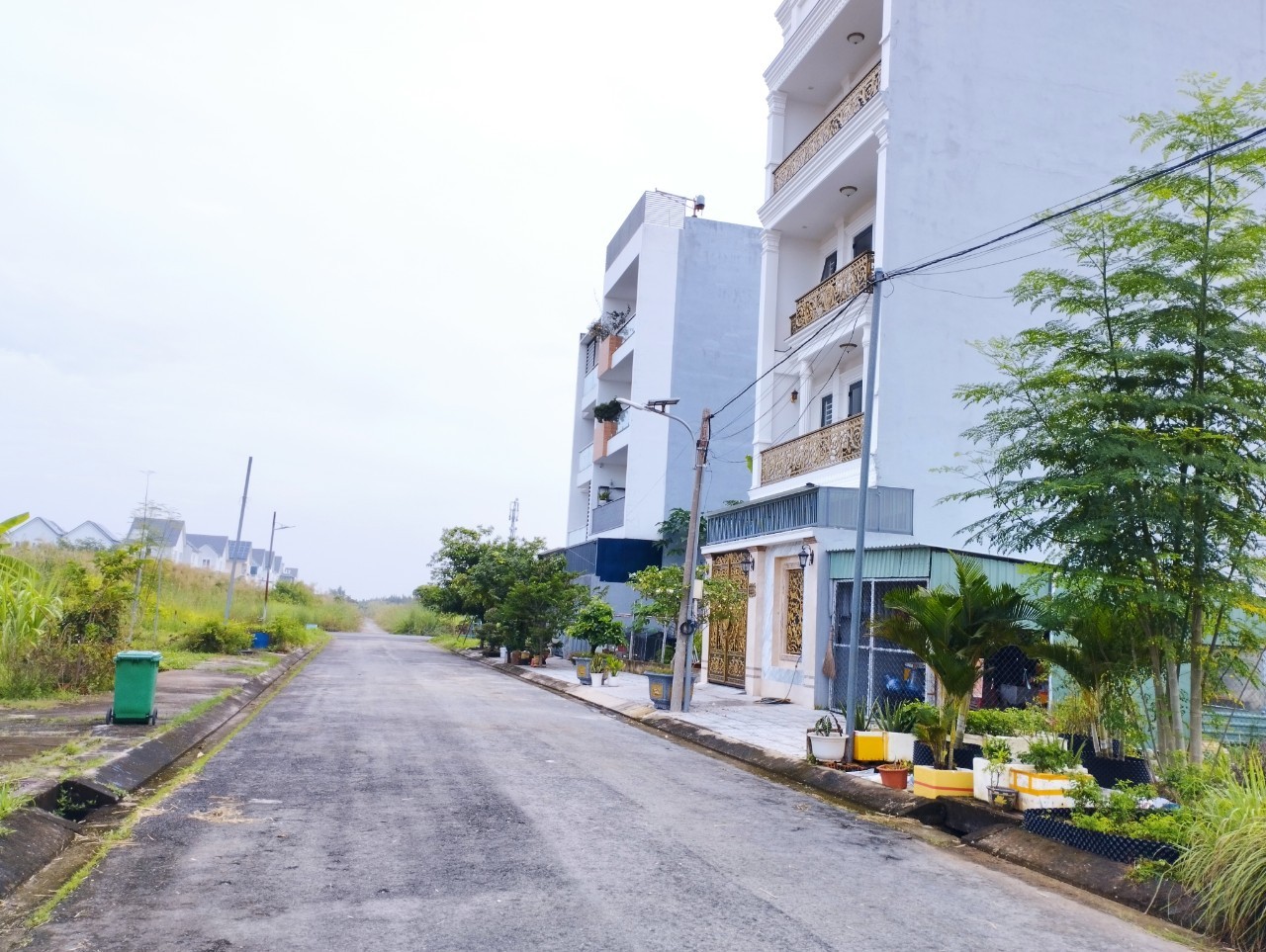 Cần bán đất nền DT 90-100m2 mặt tiền Liên Phường, KDC Sở văn hoá thông tin, Phường Phú hữu, Q9 3