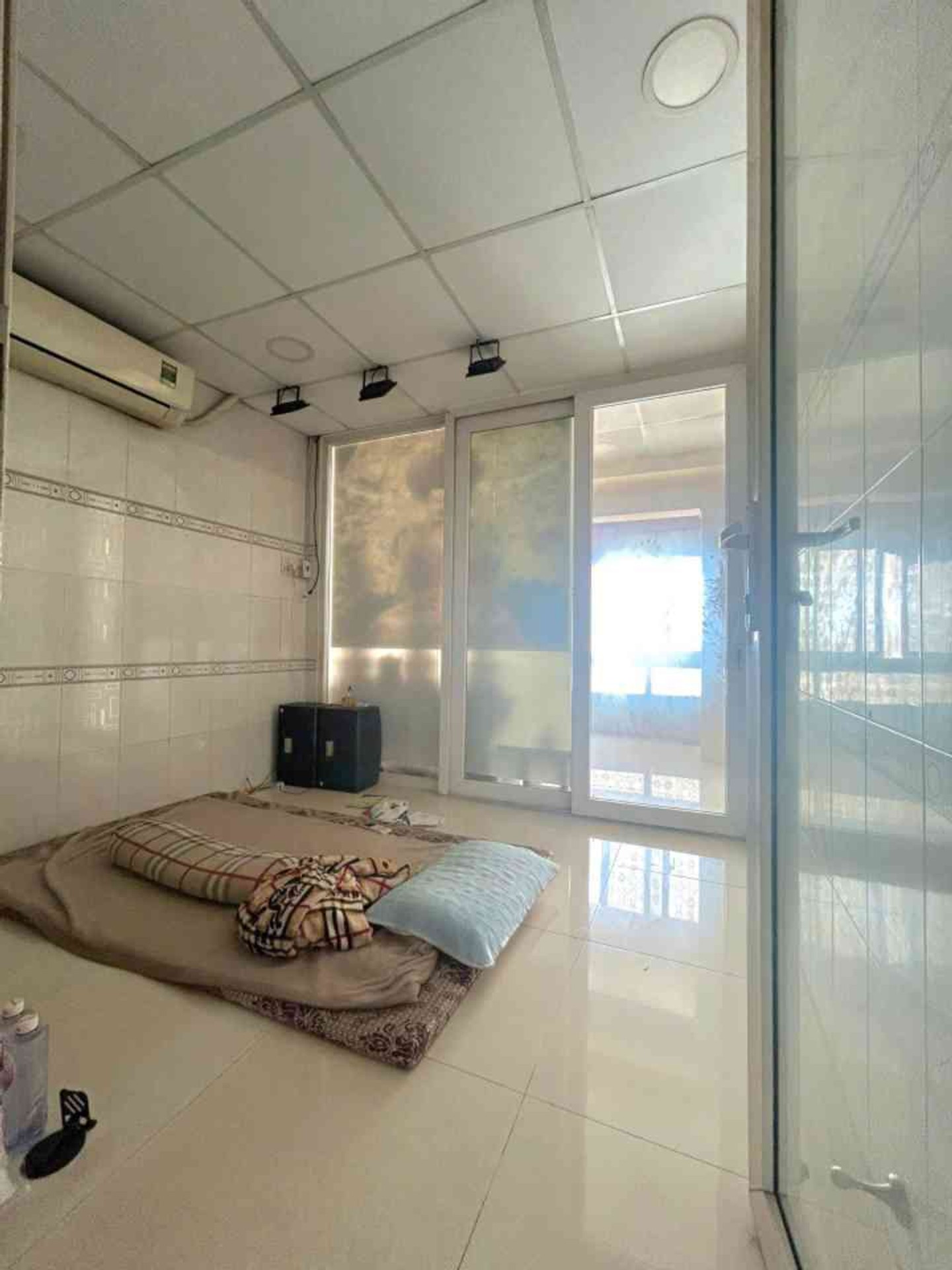 HƠN 2 TỶ CÓ NHÀ 3 TẦNG CMT8 3PN GẦN METRO SỐ 2 4