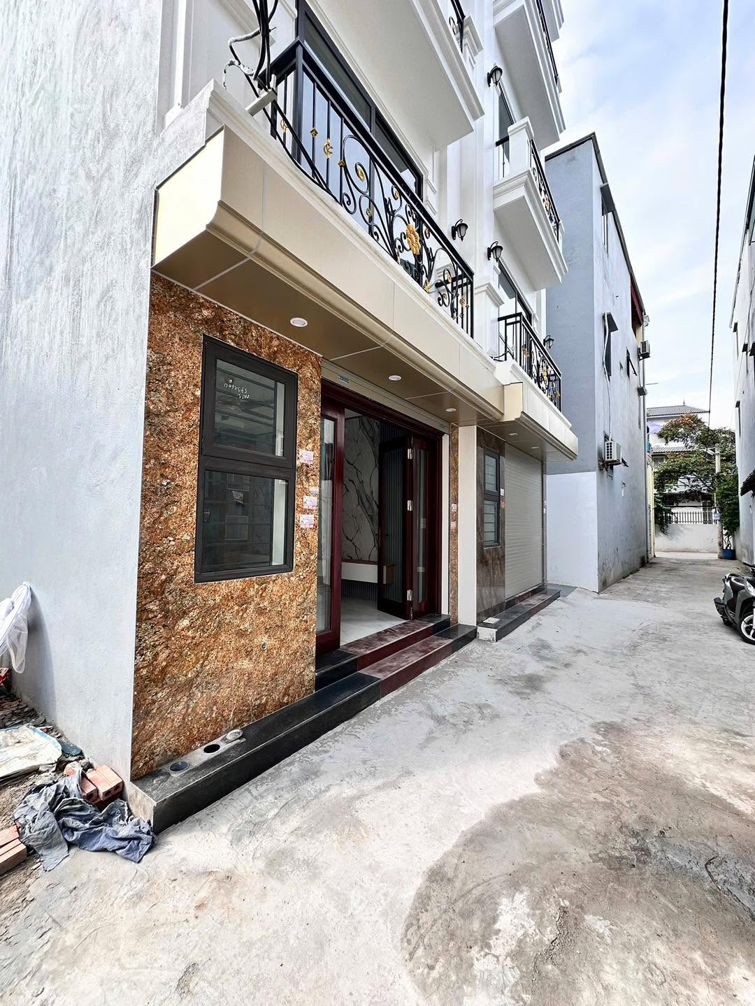 Giảm Sốc, Chỉ 7,15 tỷ Bán Nhà Việt Hưng, Long Biên, 33m2, 5T, Ngõ Thoáng, Thuận Tiện.