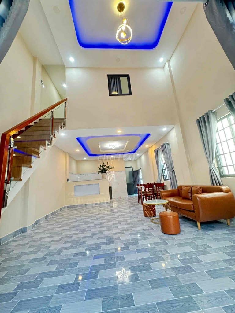 Nhà phố mới đẹp, 2 Tầng – Linh Đông - 60m2 –Nhỉnh 5 tỷ - Đường 5m – KDC sầm uất 2
