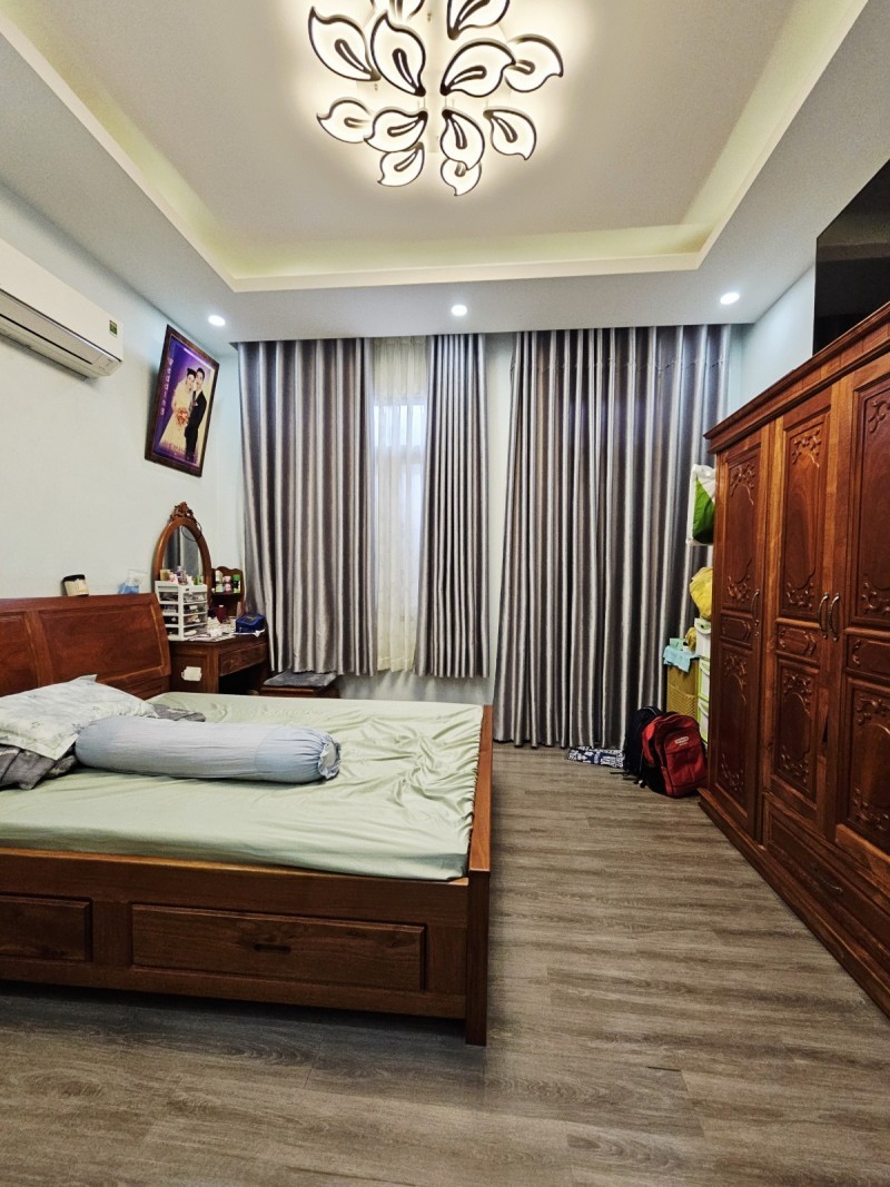 Bán nhà đường số 2, Trường Thọ, Thủ Đức, TP HCM. DT 50m2, 3 tầng, sổ hồng riêng. Giá 6,85 tỷ. 3