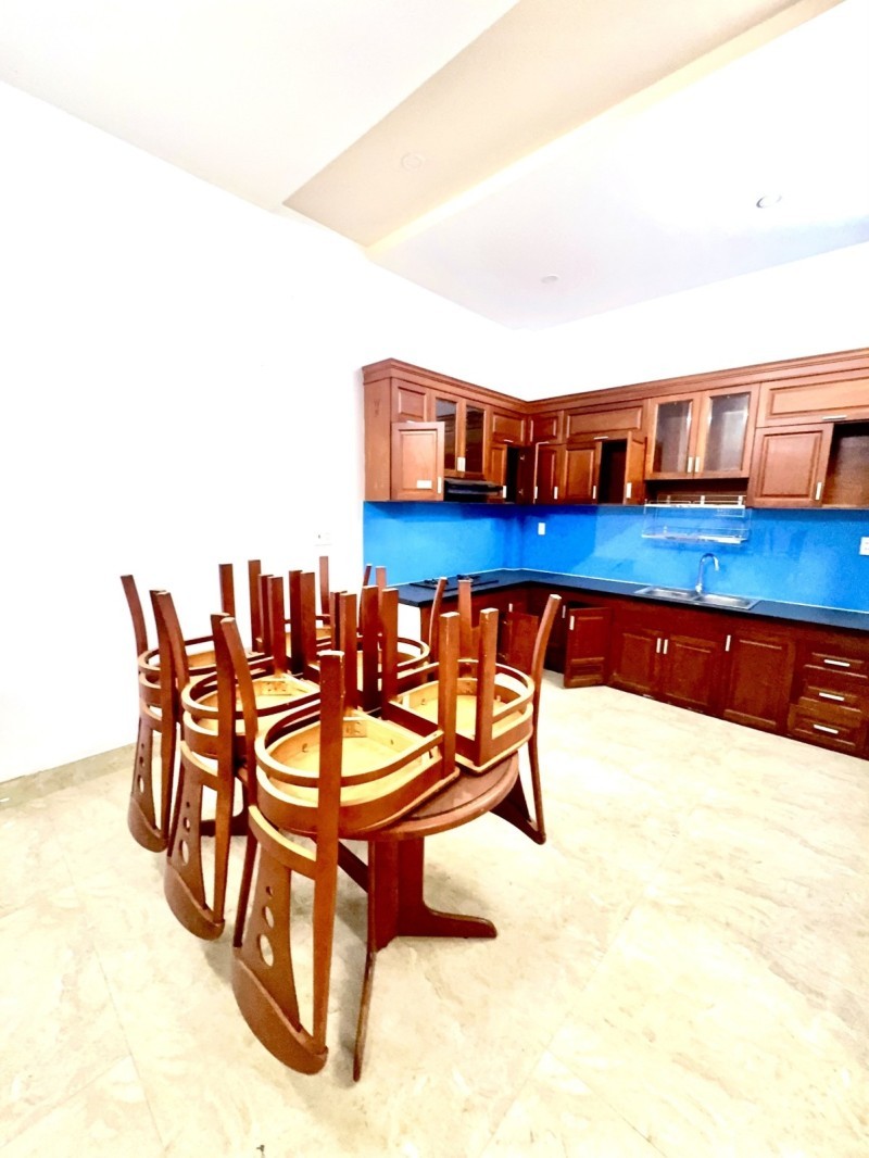 Bán nhà 4 tầng Đường Số 7, Tam Bình, Thủ Đức, TP HCM. DT 80m2, sổ hồng riêng, giá 7.56 tỷ. 3