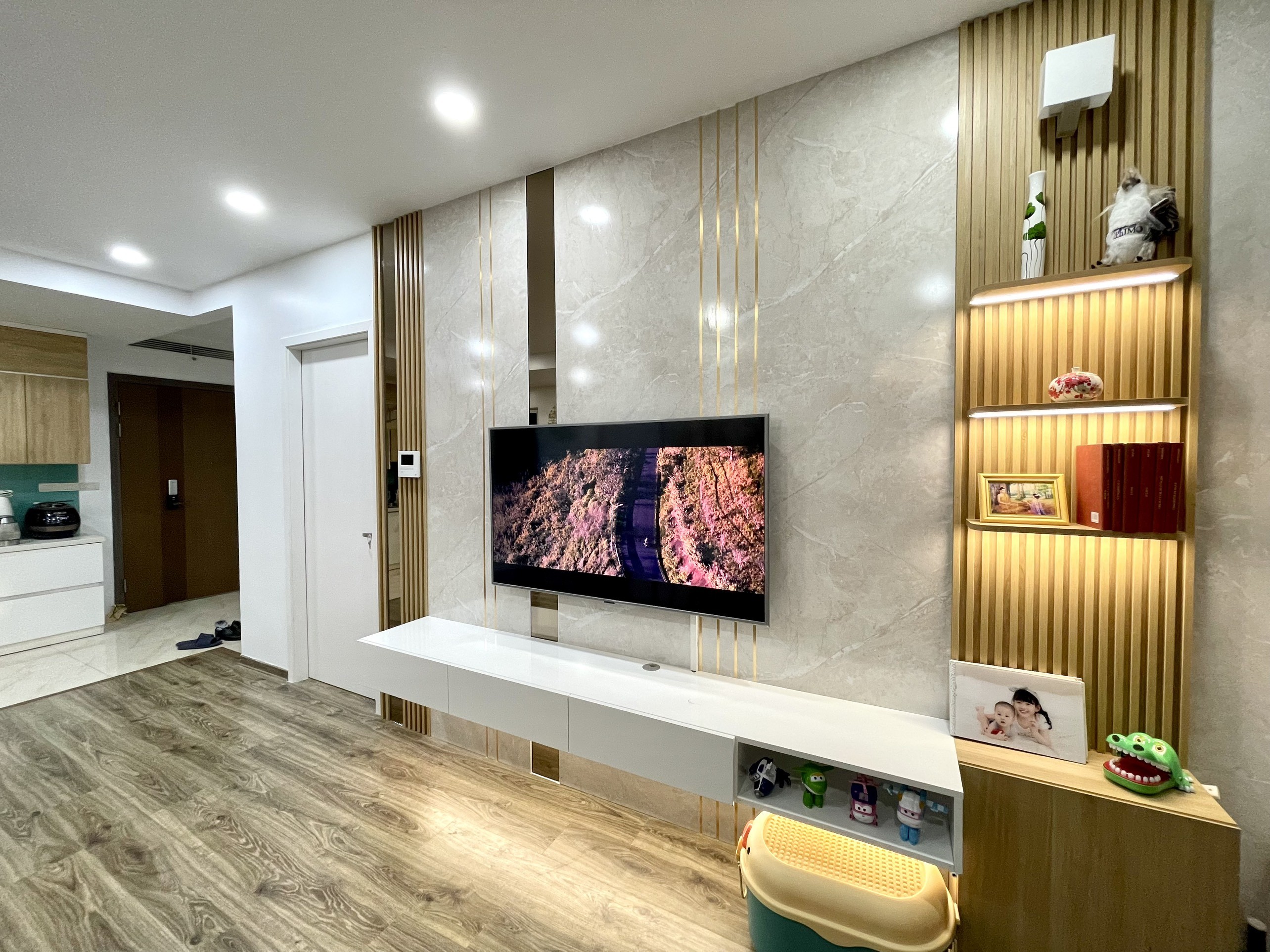 Bán căn hộ 2PN dt 74m2 tại ECOLIFE CAPITOL, 58 Tố Hữu, giá 6.8 tỷ 6