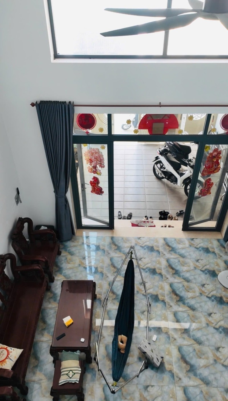 Bán nhà 4 tầng Đường Số 7, Linh Trung, Thủ Đức, TP HCM. DT 94m2. Giá 10.25 tỷ. 2