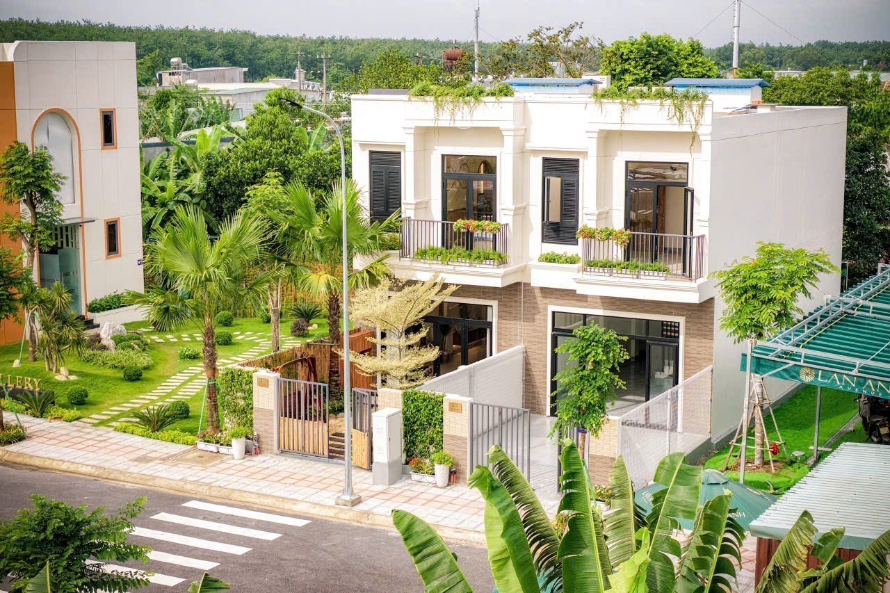 Cần bán Nhà mặt tiền dự án Lan Anh Avenue, Diện tích 70m², Giá 2,6 Tỷ shr 6