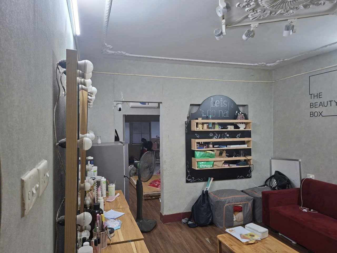 Cần bán Nhà mặt tiền đường Nguyễn Hiền, Phường Bách Khoa, Diện tích 130m², Giá Thương lượng