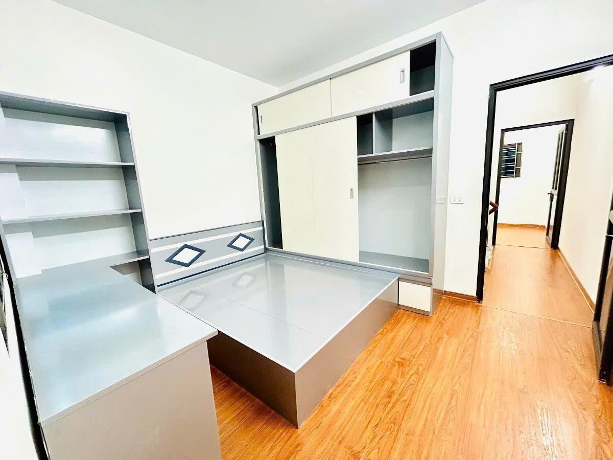 Cần bán Nhà mặt tiền đường Hoàng Mai, Phường Hoàng Văn Thụ, Diện tích 45m², Giá 8.2 Tỷ