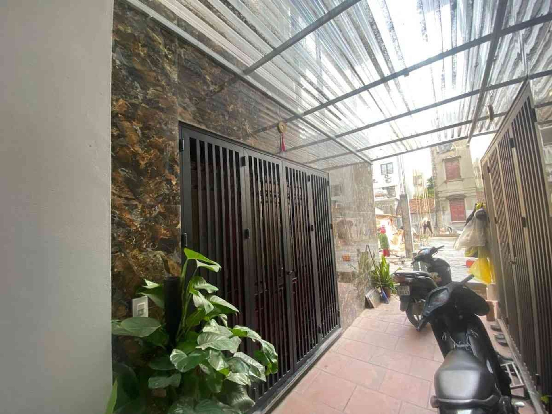 Nhà thật phố Kim Quan 6.6 tỷ 40m Ngõ ô tô,sổ đỏ Long Biên