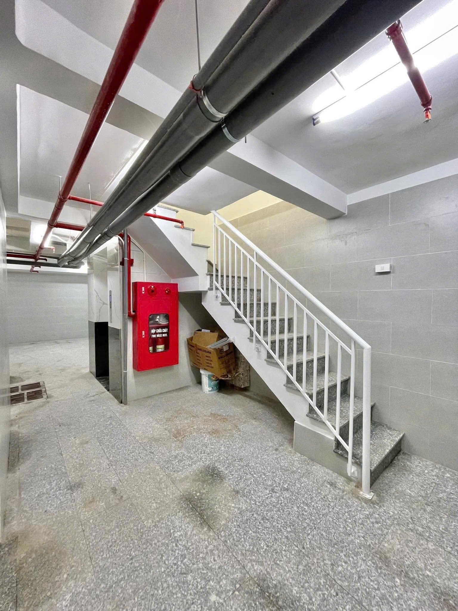 CHDV 7 TẦNG CÓ HẦM - MỚI 100% - 60m2 11 PHÒNG - DOANH THU 70 TR/THÁNG 2