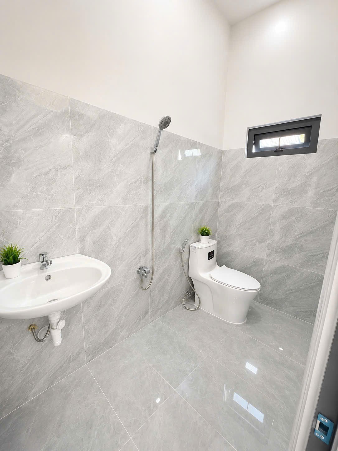 Bán nhà sân vườn mát mẻ tại thôn Cư Thạnh xã Suối Hiệp vị trí đẹp đối diện chợ đi vào 14