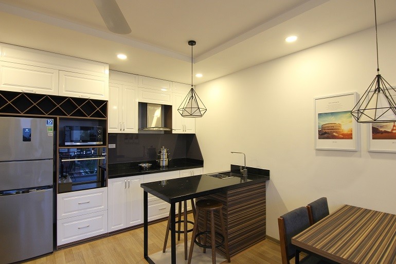 Cho thuê Căn hộ chung cư đường Đặng Thai Mai, Phường Quảng An, Diện tích 100m², Giá 22.1 Triệu 3