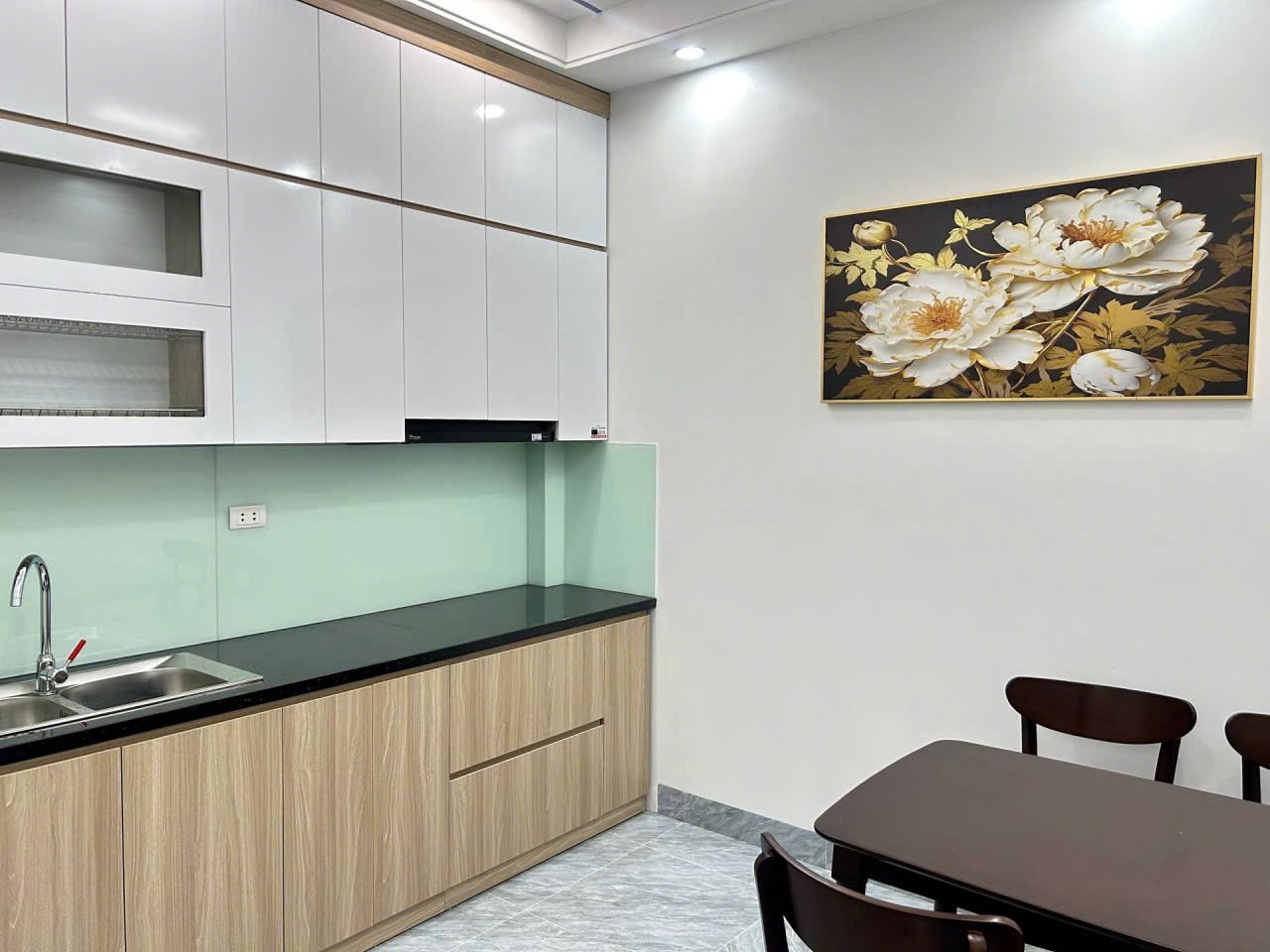 Anh Tú bán nhà ngõ 634 Kim Giang cạnh KĐT Linh Đàm, ô tô đỗ gần nhà 26m2 chỉ 5.x tỷ. LH 0989626116 3