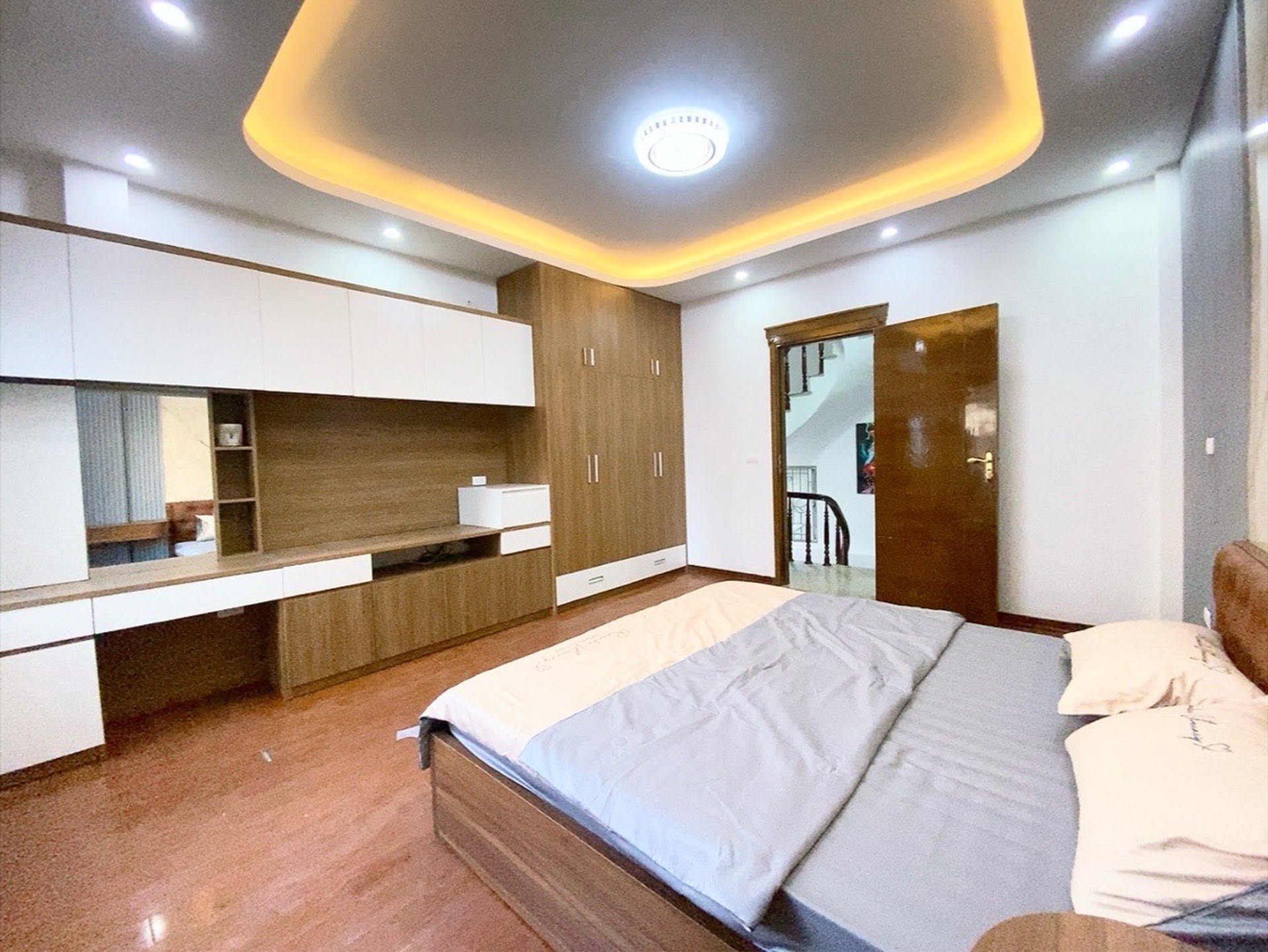 Bán Ngay Nhà Phúc Lợi 33m2, 5T chỉ 5,9 tỷ ( Lô góc) 2