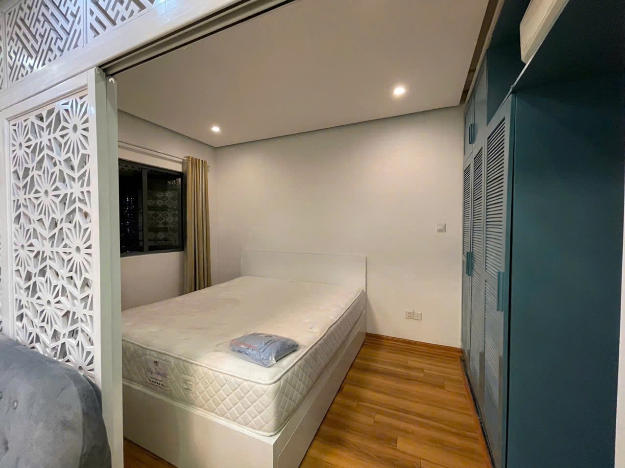 Bán Căn hộ 1 ngủ dt 46m2 tại Mulberry Lane - SHLD, giá 4 tỷ 2