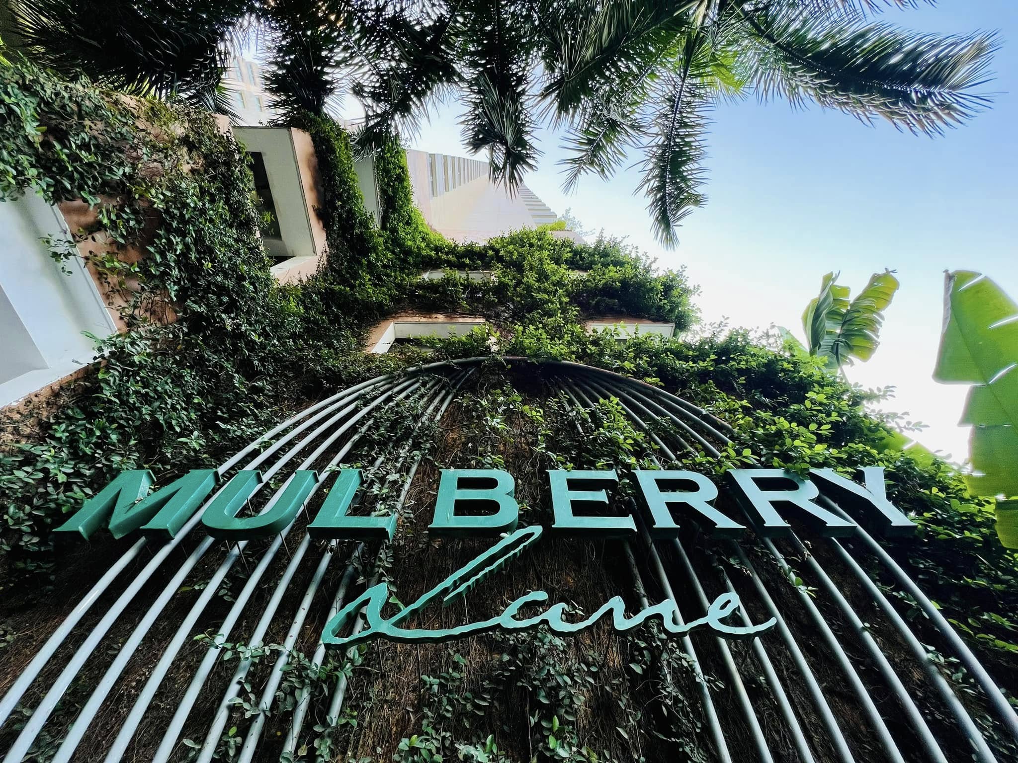 BÁN căn hộ 3PN-132m2 tại Mulberry Lane, View đẹp giá chỉ 9 t.ỷ