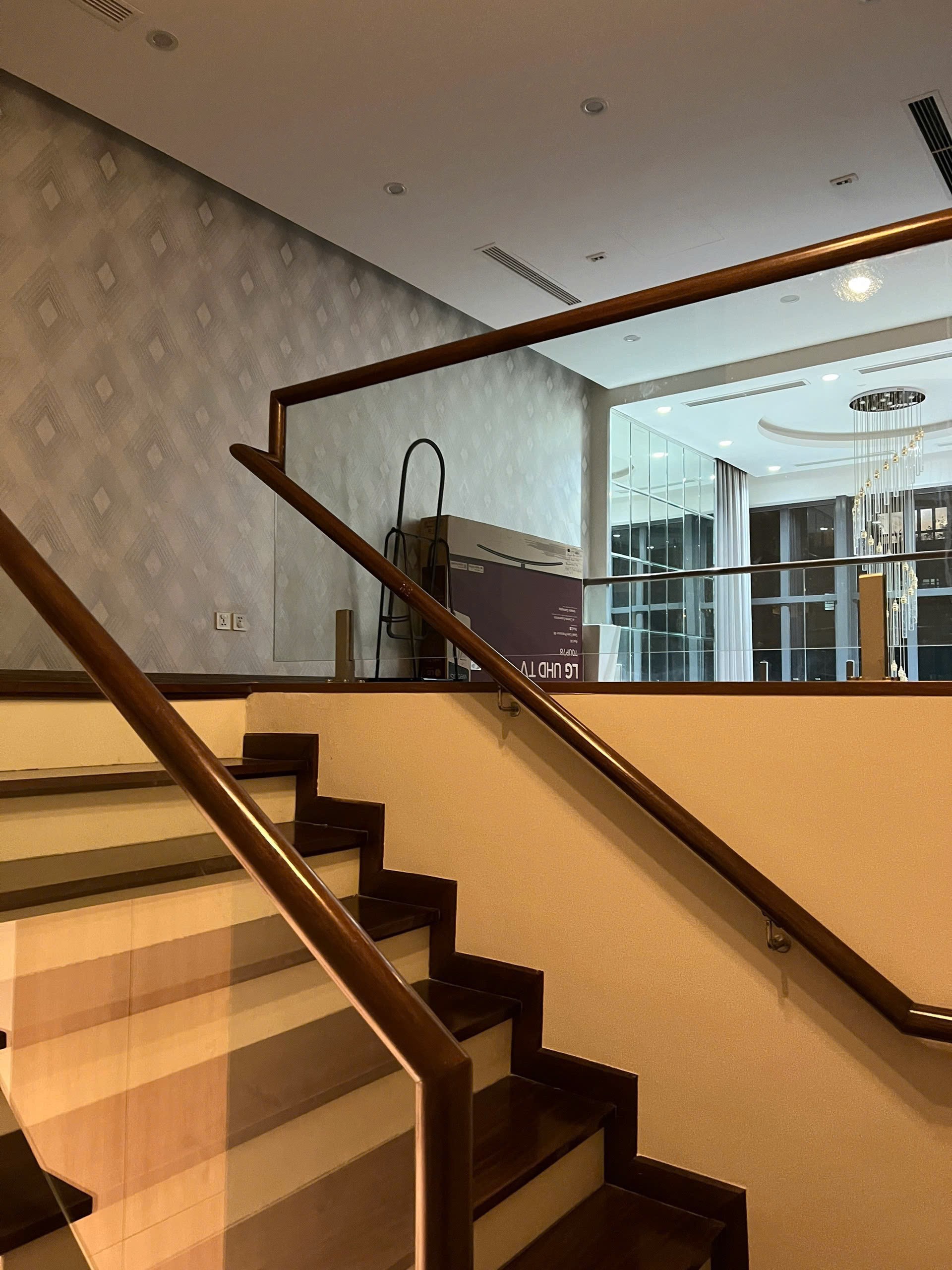Bán căn hộ DUPLEX 3PN-187m2 tại Mulberry Lane, có slot oto, giá nhỉnh 13 tỷ 5