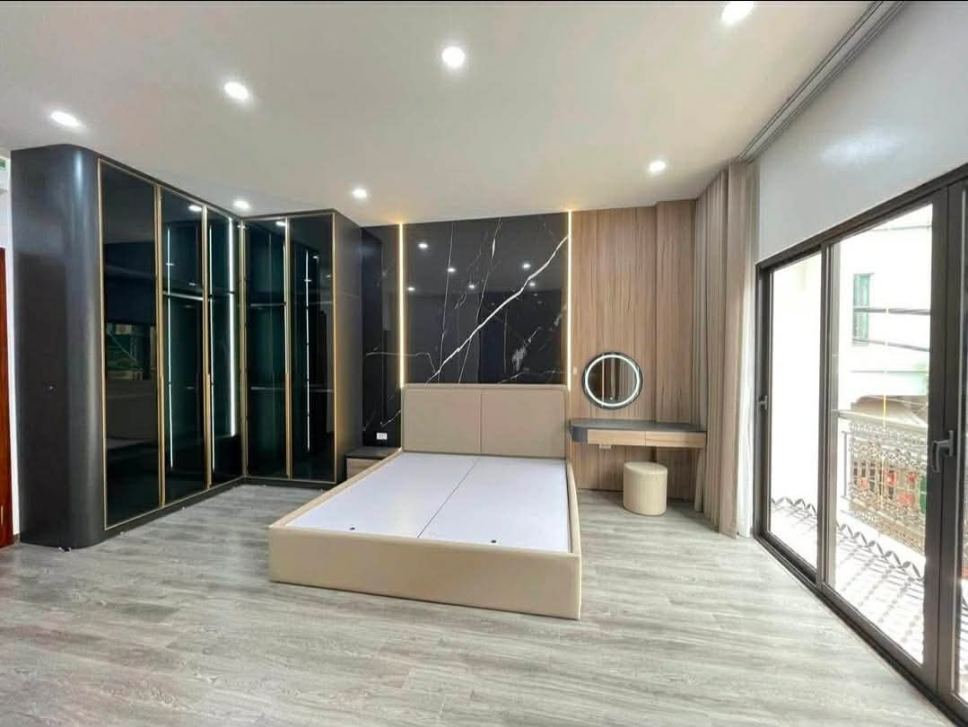 Bán Nhà Cổ Linh, Long Biên 47m2, 6T chỉ 11,2 tỷ (ô tô đỗ cửa) 4