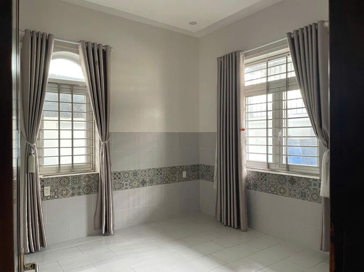 Cho Thuê Biệt Thự đôi 5PN Phú Mỹ 4