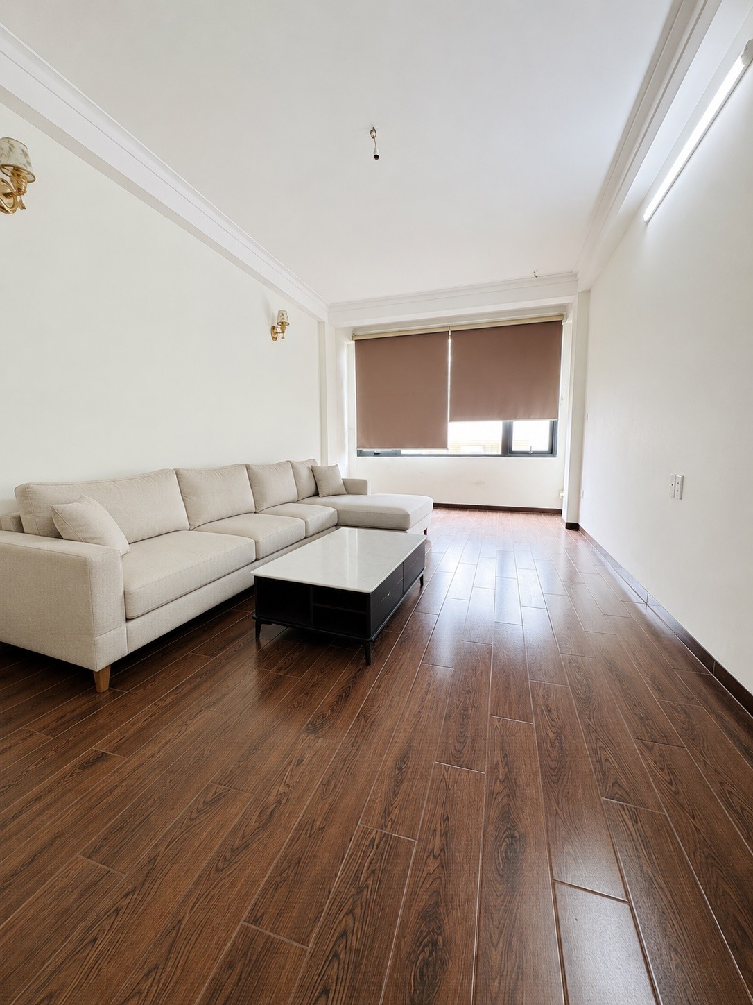 NHÀ PHÂN LÔ THẠCH BÀN – VIEW CÔNG VIÊN – GARA Ô TÔ – 5 TẦNG THANG MÁY CHỜ 3