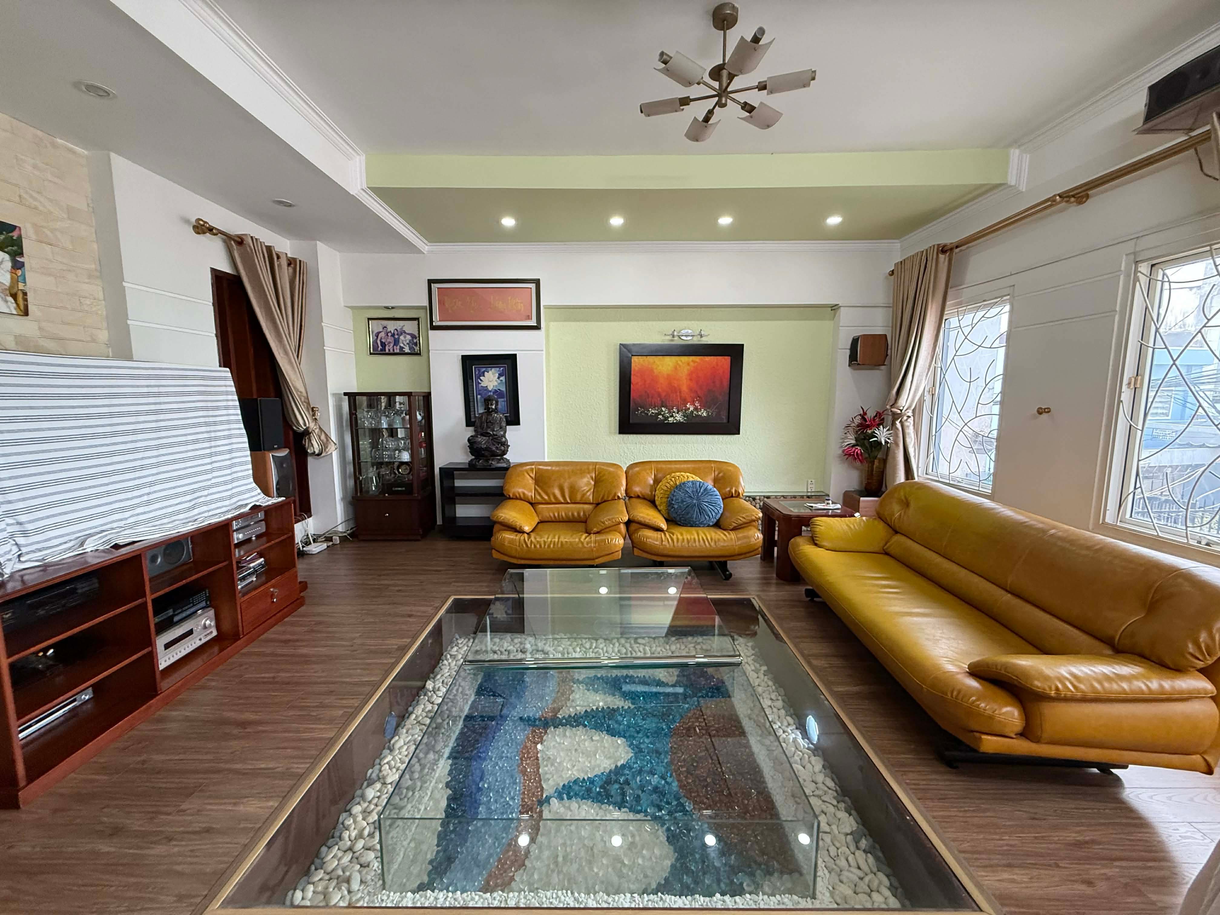 LÊ QUANG ĐỊNH - Ô TÔ NGỦ NHÀ - 5 TẦNG BTCT - 104m² (5.3×19) - 3 CĂN RA MẶT TIỀN - 14 TỶ 9