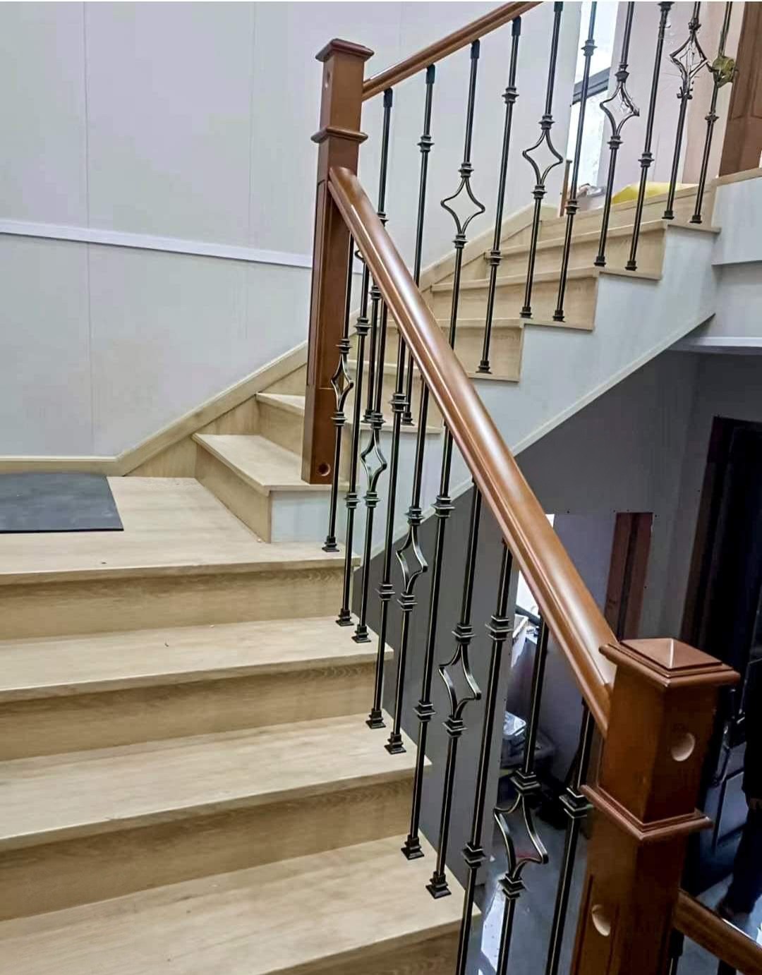 Tôi cho thuê nhà MỚI, 92m2_ 5T; Nguyễn Đình Thi, Hoàng Hoa Thám -29 tr 2