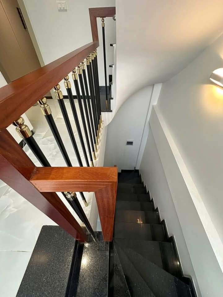 Tôi cho thuê nhà, Chùa Bộc, Phạm Ngọc Thạch, Đống Đa, 122m2x 2T -31 tr 2