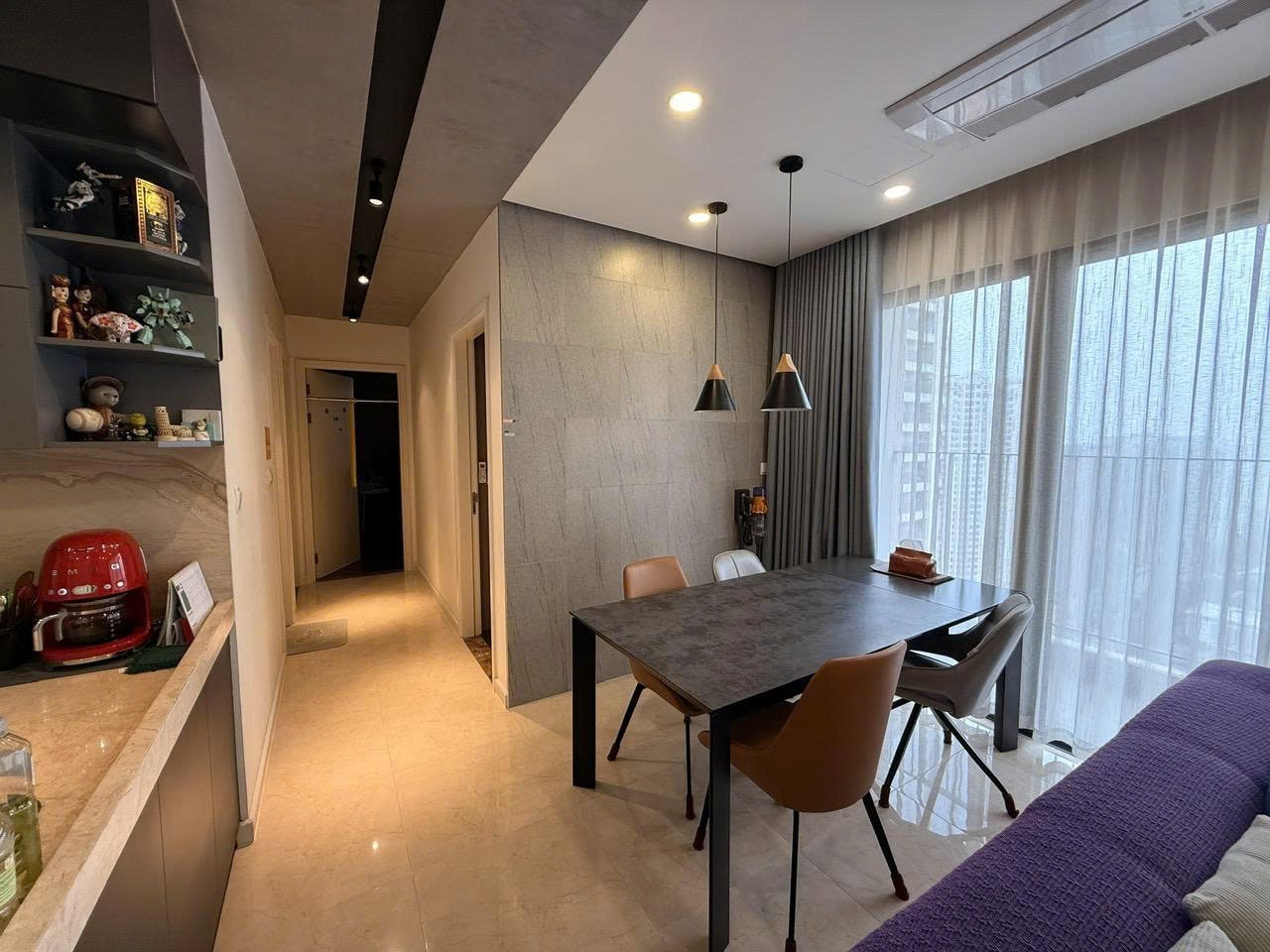 Cần bán căn 3PN-95m2 VINHOMES D'CAPITALE, view hồ tòa C6, nhỉnh 12 tỷ 6