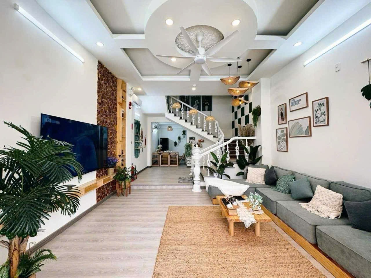 BIỆT THỰ 3 TẦNG - LÔ GÓC PHẠM HÙNG, HÒA XUÂN - 190M² – 8,7 TỶ