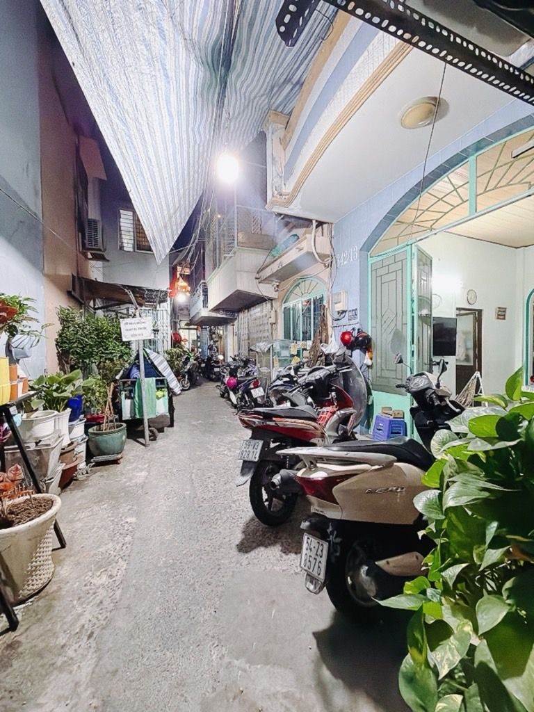 BÁN NHÀ NGANG 6.2M HXH Đ.ĐOÀN VĂN BƠ- GẦN TRƯỜNG TĂNG BẠT HỔ- LUU THÔNG TÔN THẤT THUYÊT- BẾN VÂN 5