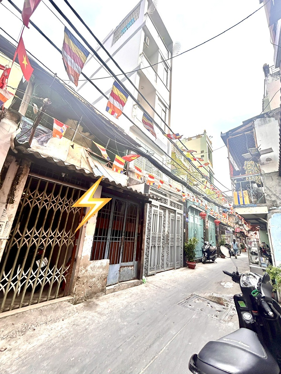 BÁN NHÀ ĐẸP HXH Đ.NGUYỄN KHOÁI- GIAO THƯƠNG BẾN VÂN ĐỒN VÀ TÔN THẤT THUYẾT- QUA Q1 Q8 ĐIỀU GẦN.