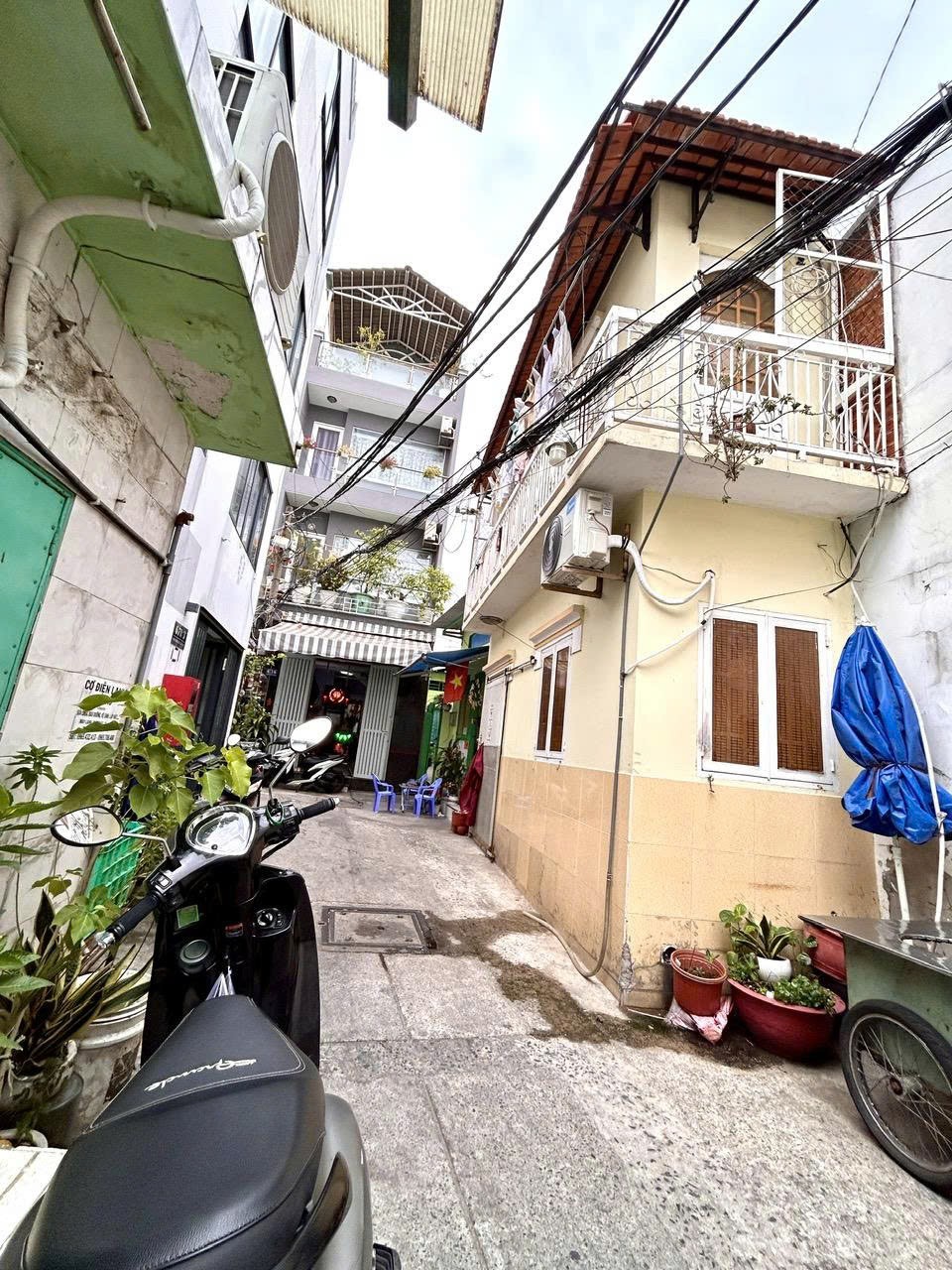 BÁN NHÀ Đ.ĐOÀN VĂN BƠ DT 110M2 CHỈ NHỈNH 8T- GIAO THƯƠNG NGUYỄN THẦN HIẾN VƠI XÓM CHIẾU - GẦN ĐẠI 5