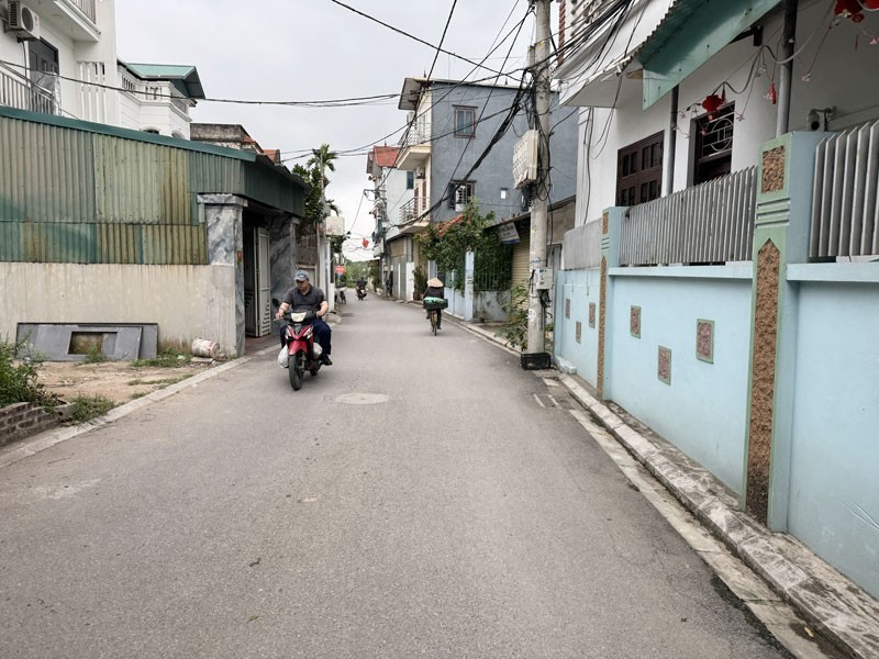 Bán Đất Ngõ 403 Ỷ Lan Gia Lâm 64,3m2: Đường Trải Nhựa Ô Tô Tránh, Kinh Doanh Tốt! 2