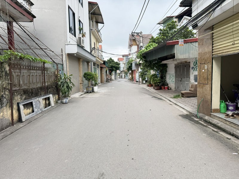 Bán Đất Ngõ 403 Ỷ Lan Gia Lâm 64,3m2: Đường Trải Nhựa Ô Tô Tránh, Kinh Doanh Tốt! 3