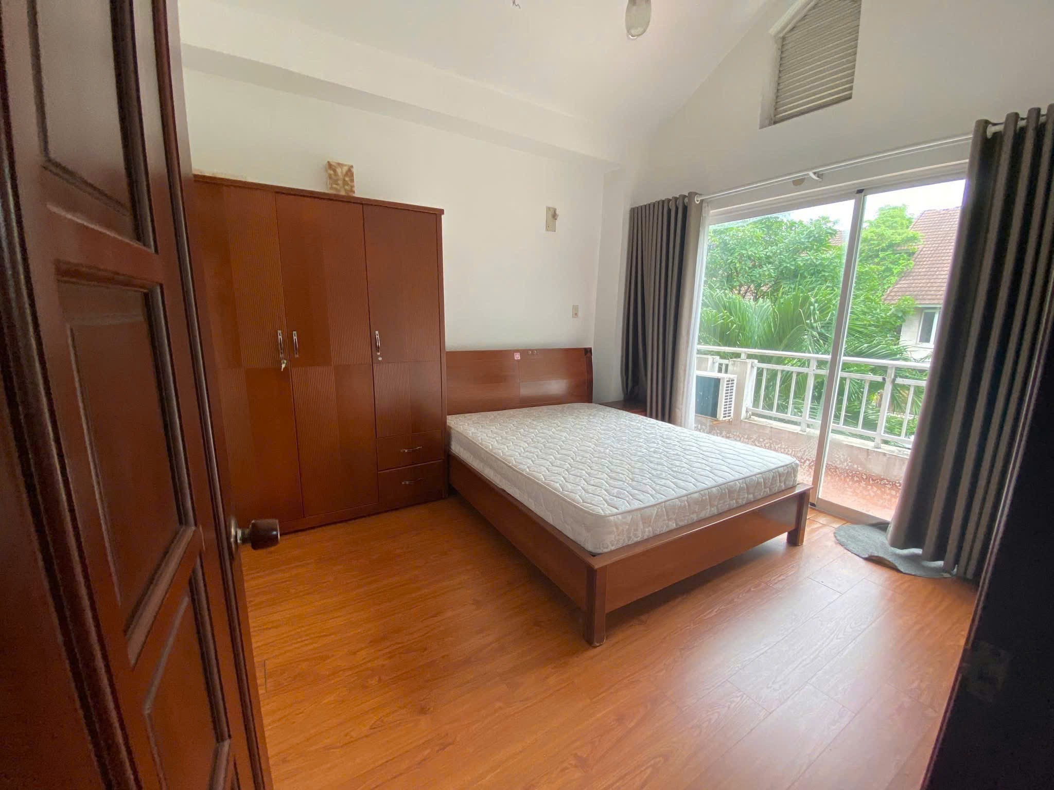 Cho thuê Biệt thự Quận 9, Hồ Chí Minh, Diện tích 200m², Giá 16 Triệu/tháng 5