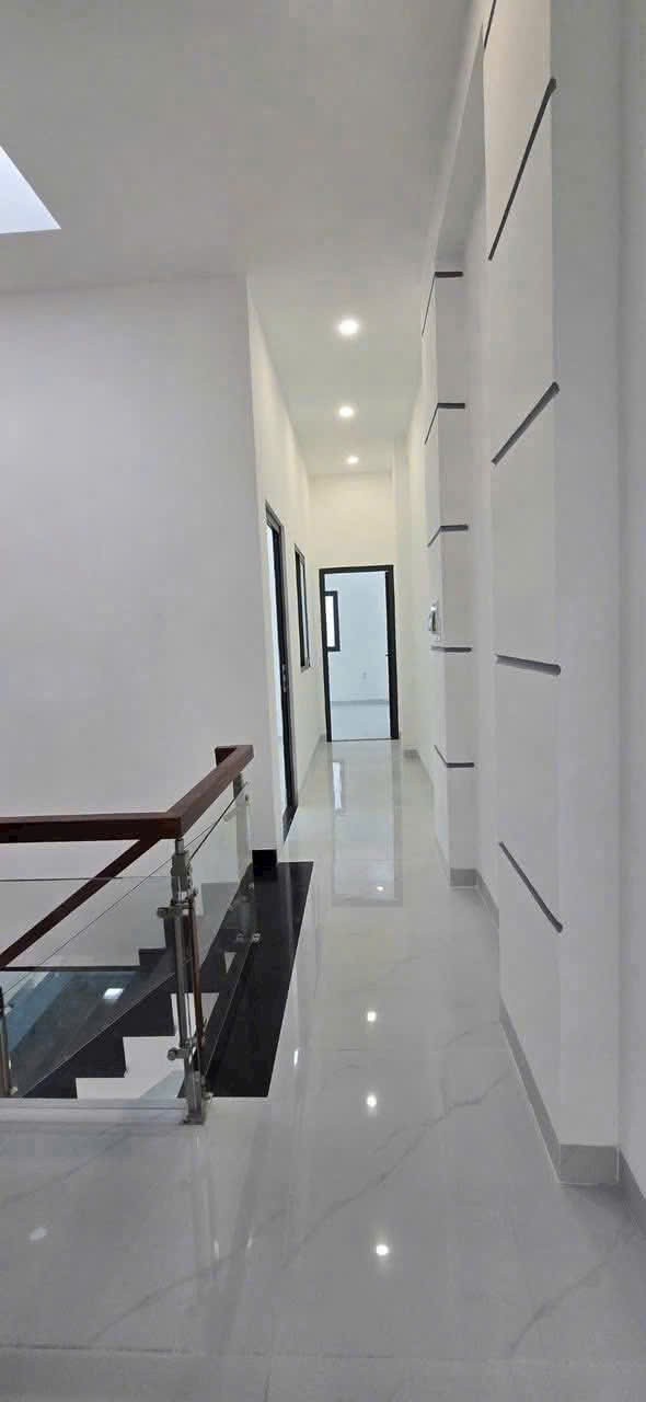 Bán nhà mới xây xã Bình Mỹ , Củ Chi dt 100m2 full thổ 1 lầu 4pn,2wc hướng Tây Bắc giá 3,85 tỷ 2