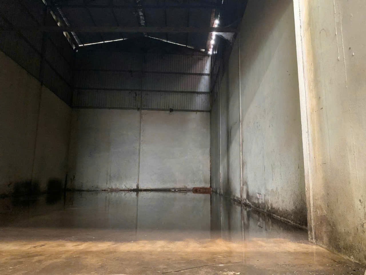 Bán nhà kho hẻm oto xã Long Hiệp dt 175,5m2 full thổ giá 2,8 tỷ 5