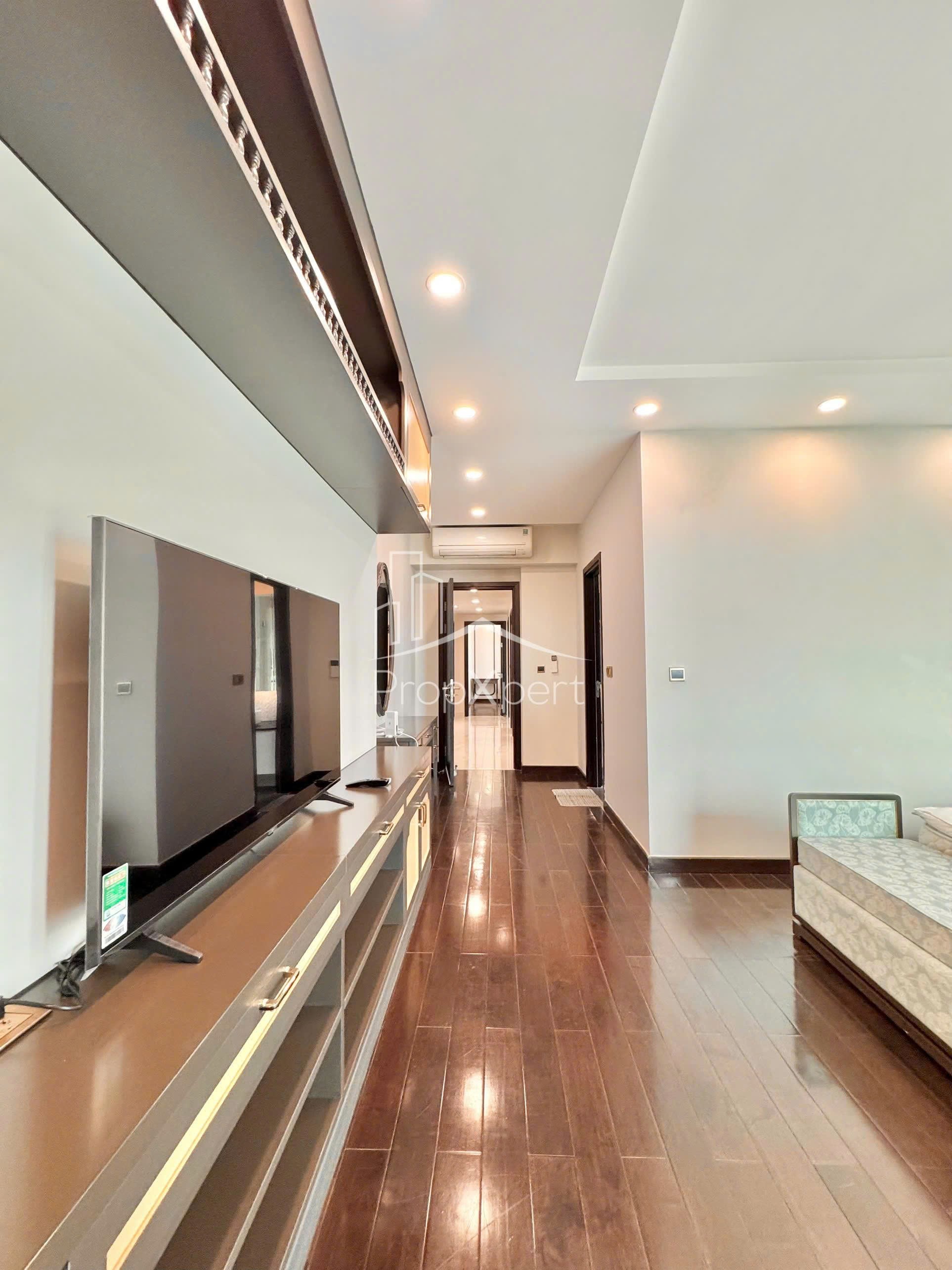 Cho thuê Căn hộ chung cư Quận 2, Hồ Chí Minh, Diện tích 239m², Giá Thương lượng