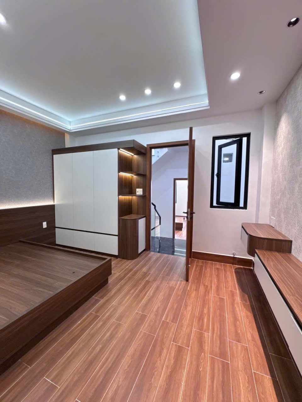 Bán nhà mới xây hẻm đường số 3, Bình Hưng Hòa dt 52,8m2 3 lầu,4pn,5wc giá 6,35 tỷ 13