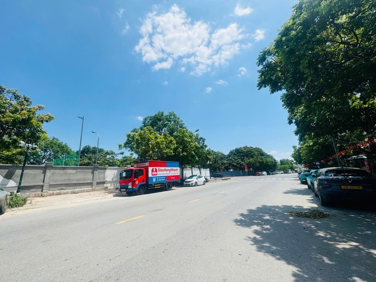 PHÚC LỢI 50m2 – LÔ GÓC – GARA Ô TÔ – THANG MÁY – FULL NỘI THẤT 2