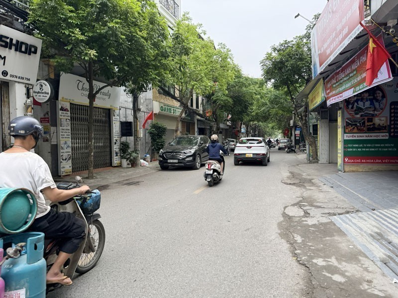 Bán Đất Mặt Phố Hoa Lâm 100m2: Đất Vàng Kinh Doanh, Sát Đường Ngô Gia Tự 2