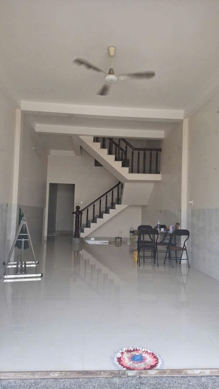 Bán nhà kdc Thuận Đạo dt 62m2 1 lầu ,2pn,2wc hoàn công ,hướng Đông Nam giá chốt 3,1 tỷ 8