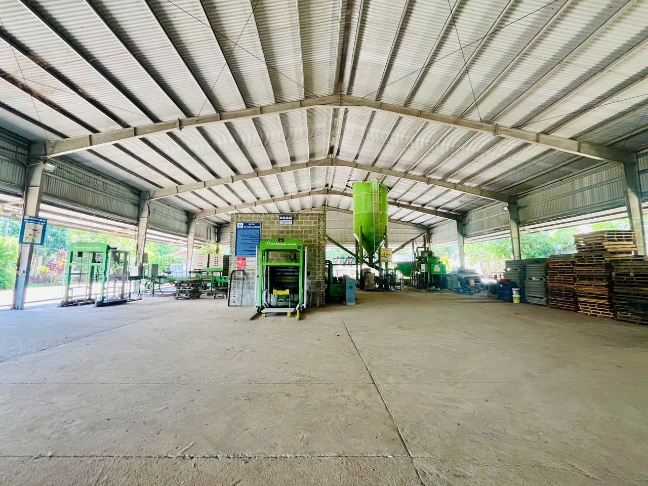 Cho thuê Kho - Nhà xưởng đường Trường Sa, Xã Diên Phú, Diện tích 1560m², Giá Thương lượng 3