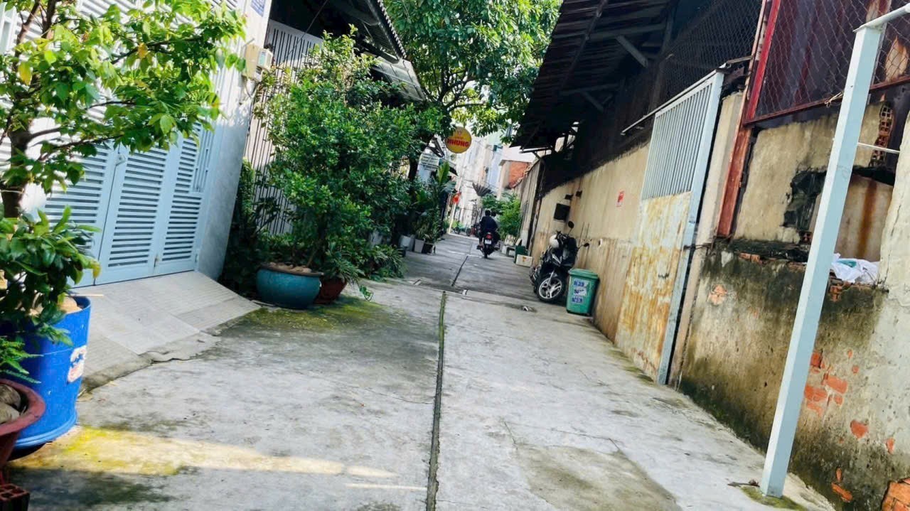 Bán nhà hẻm Bình Trị Đông, Bình Tân dt 118m2 thích hợp làm kho , giá chốt 6,9 tỷ 4