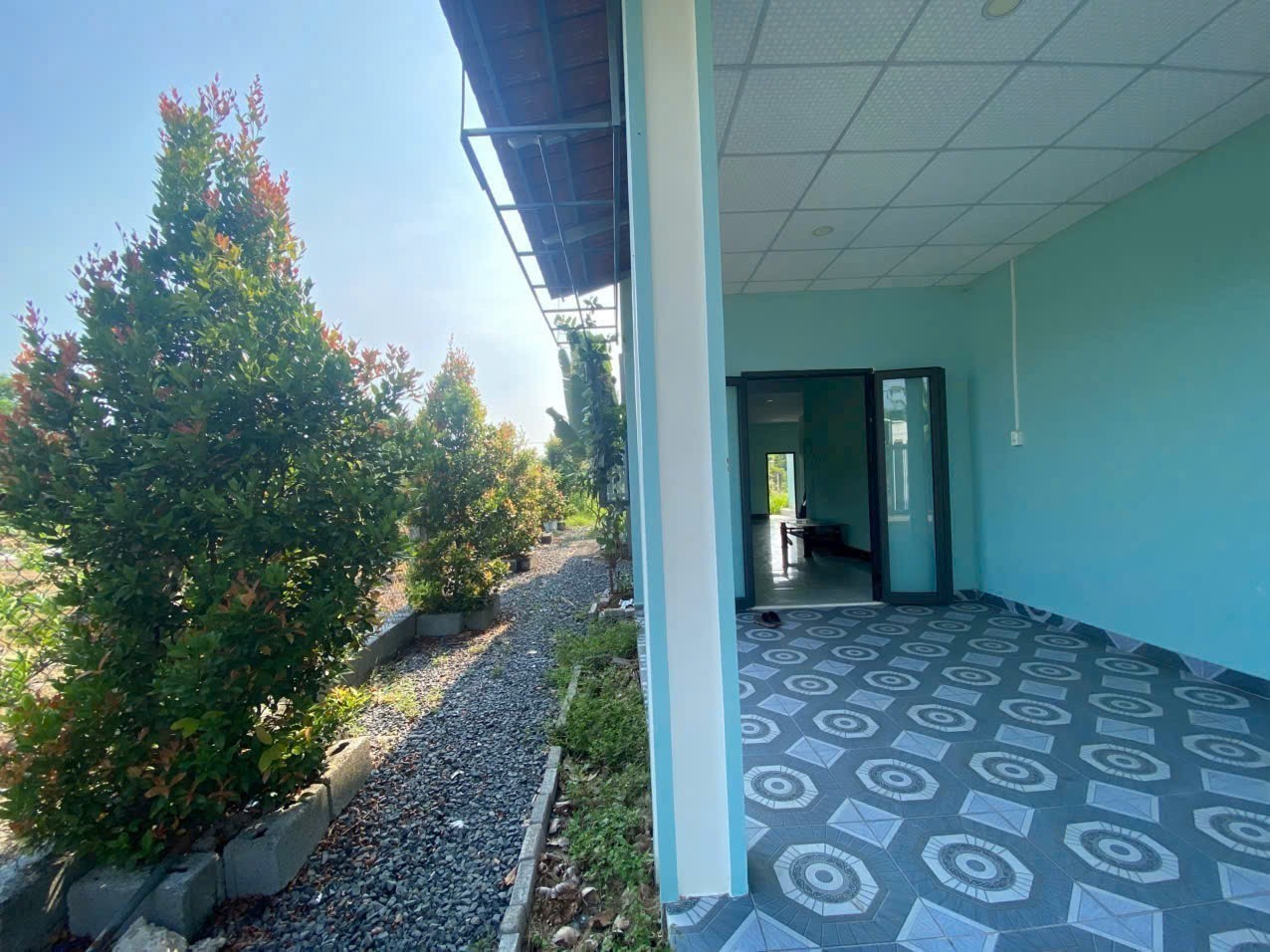 Bán nhà mái thái sân vườn xã Lương Bình, dt 500m2 full thổ , đường oto beton giá 4,5 tỷ 5