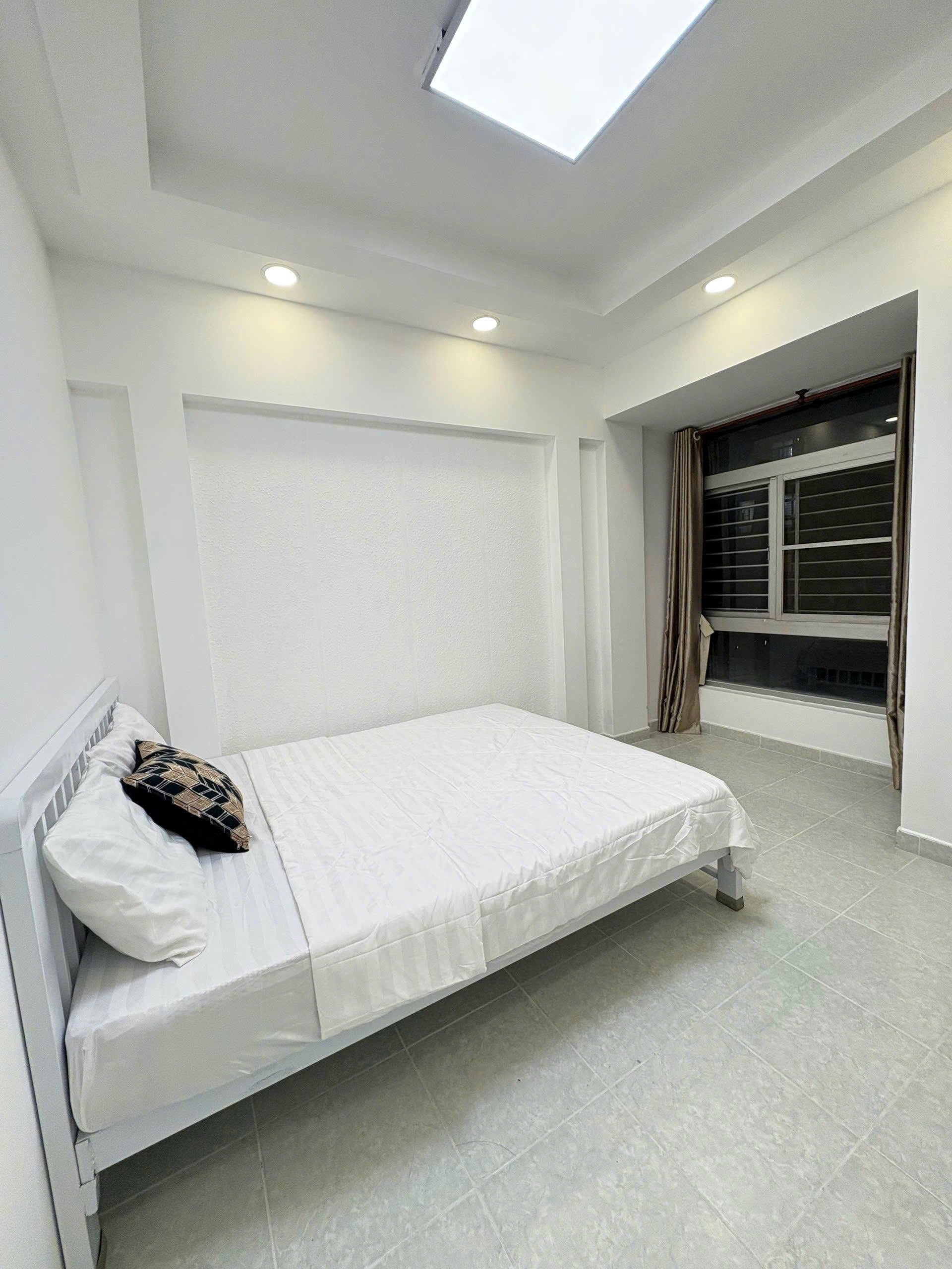 Cho thuê Căn hộ chung cư Phường Phú Mỹ, Quận 7, Diện tích 100m², Giá 32 tr/th